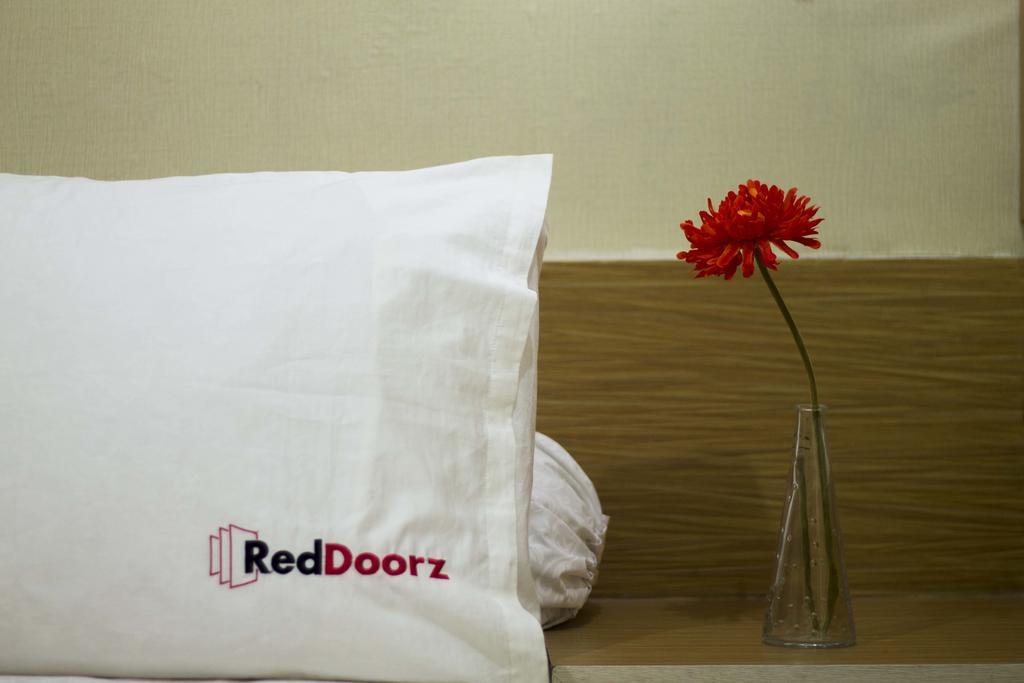 Hotel Reddoorz @ Gatot Subroto Barat Denpasar Exteriér fotografie